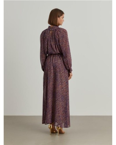 Vestido estampado con mangas acampanadas