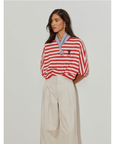 Pantalón ancho con pliegues