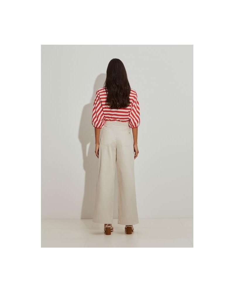 Pantalón ancho con pliegues Pantalón ancho con pliegues