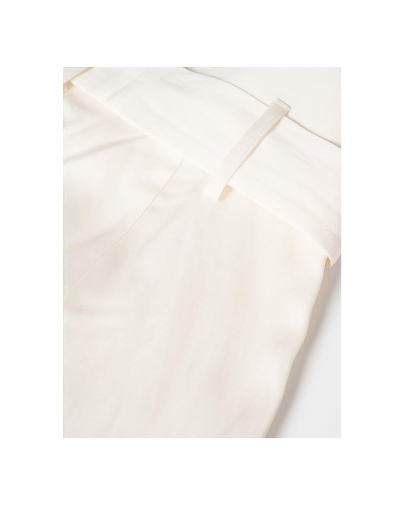 Pantalón con cinturón Pantalón con cinturón