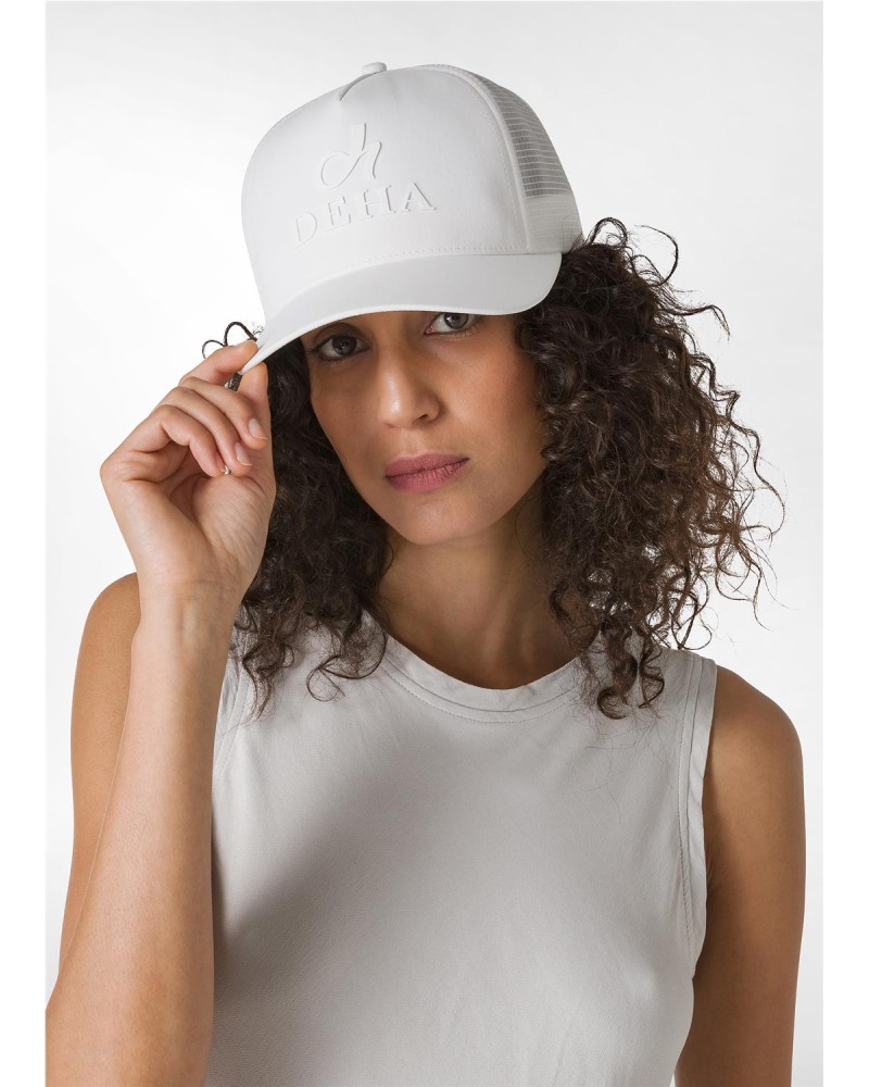 GORRA BLANCA CON LOGO