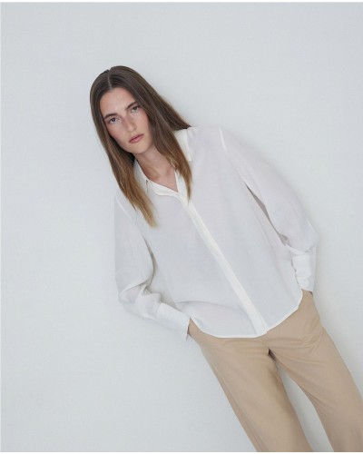 Camisa fluida creppe crudo
Ref. 41830