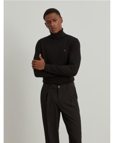 Pantalón regular fit con pinzas